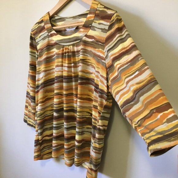 Hey Jupiter Vintage 3/4 Sleeve Voyage Top - Picture 4 of 16